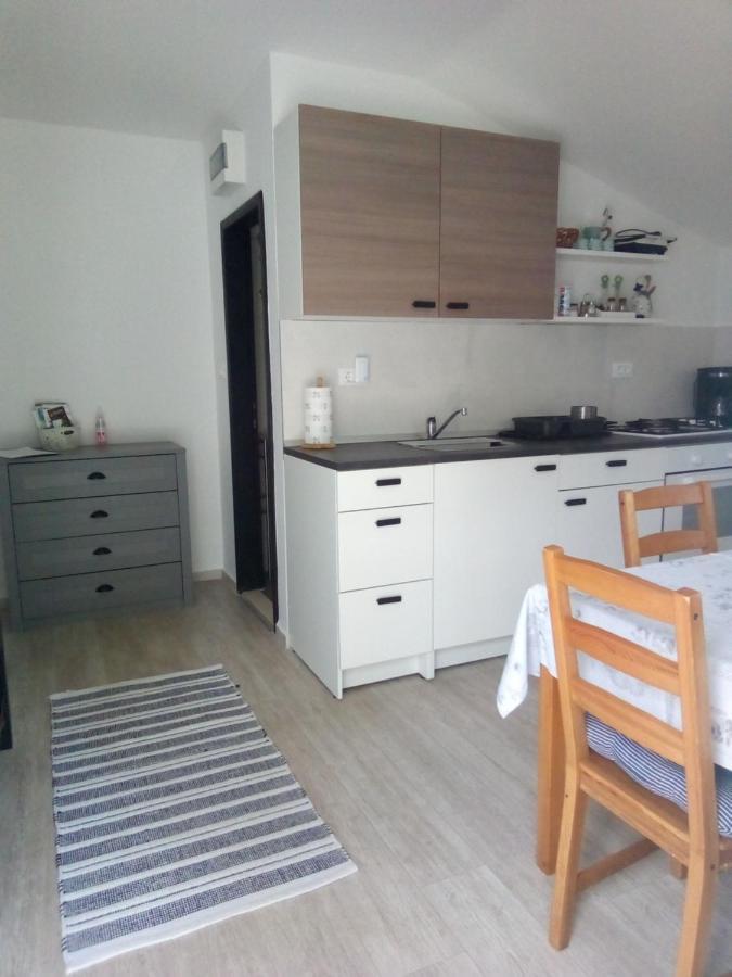 Apartments Radmila โปเรช ภายนอก รูปภาพ