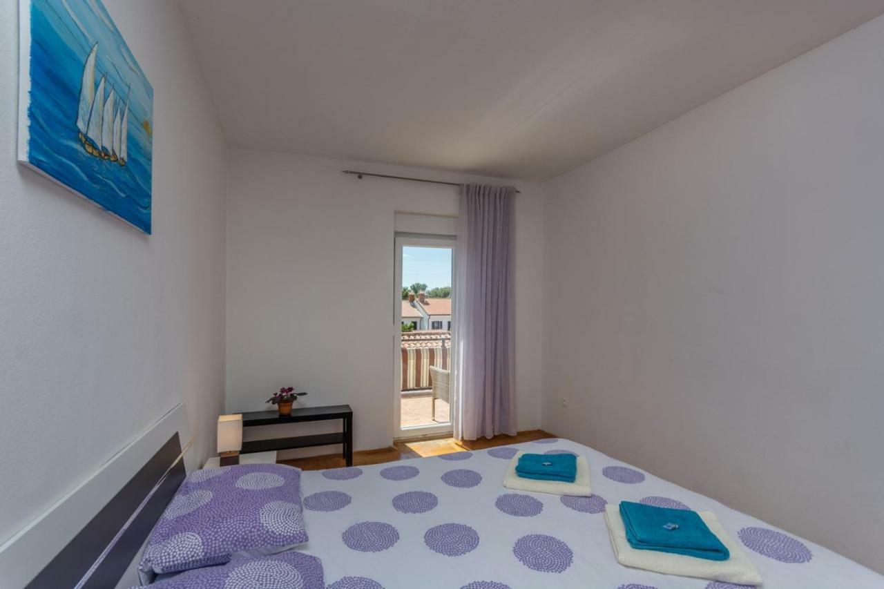 Apartments Radmila โปเรช ภายนอก รูปภาพ