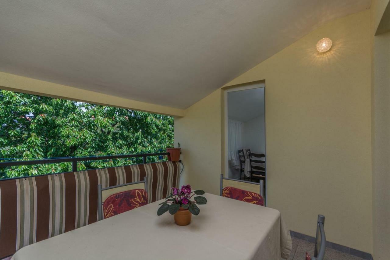 Apartments Radmila โปเรช ภายนอก รูปภาพ